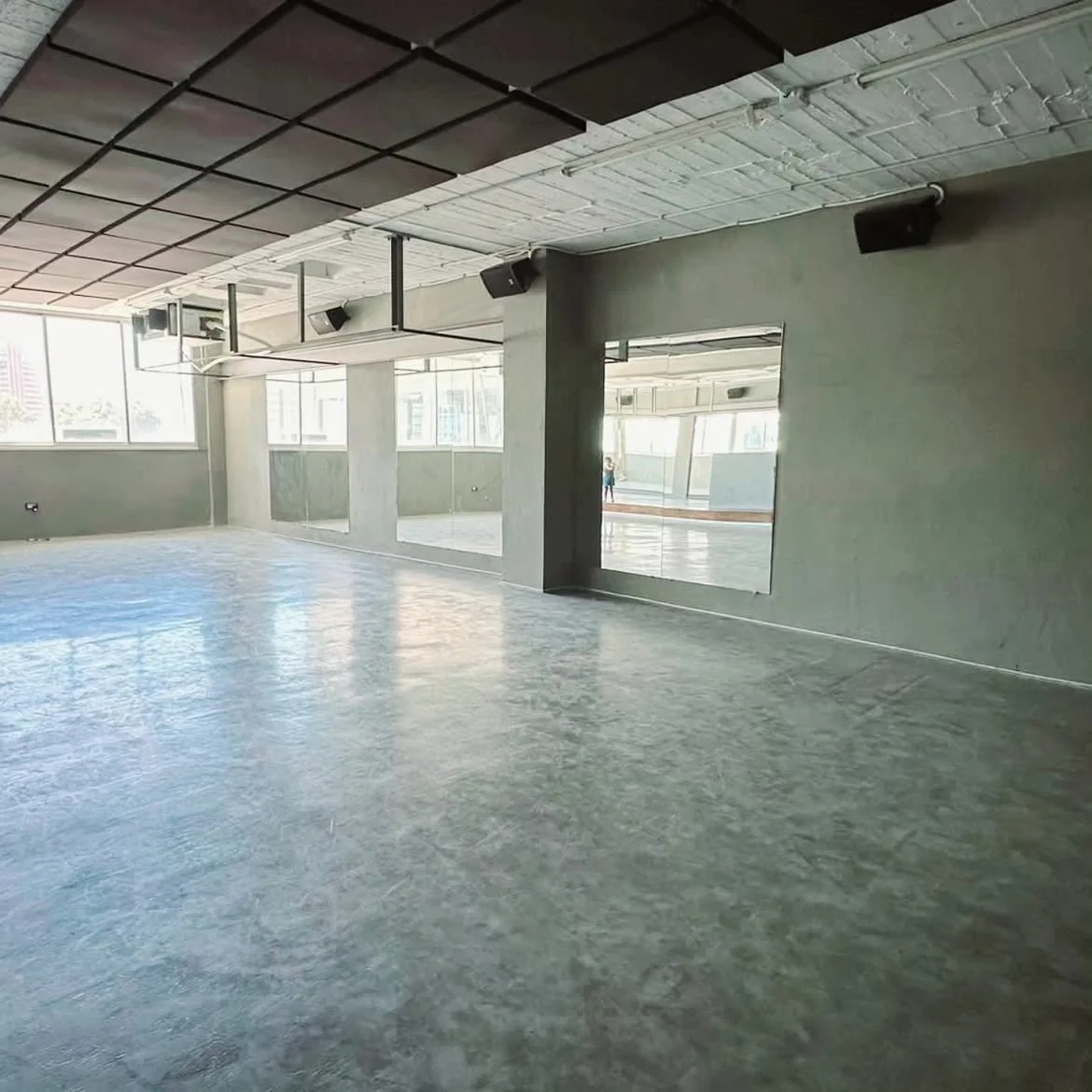 KK Dance Gallery studio